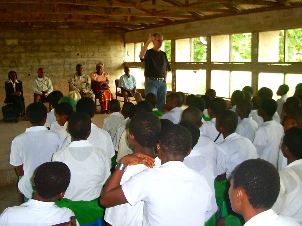 Dr. Rother volunteered media literacy projects with teens and women in YTF Owerri Digital Village, Nigeria in March, 2006. 